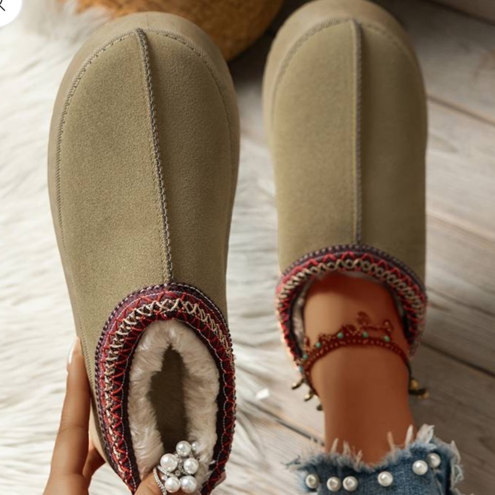 Ugg Taz DUPE